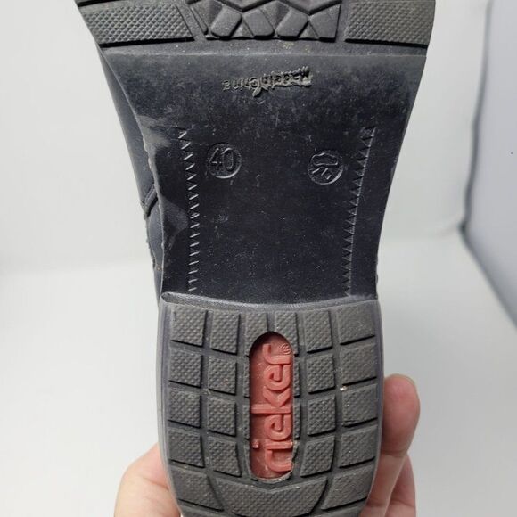 Rieker‎ Vegan Leather Black Knee High Zip Up Boots 40 Belted Buckle Quilted - Picture 9 of 12